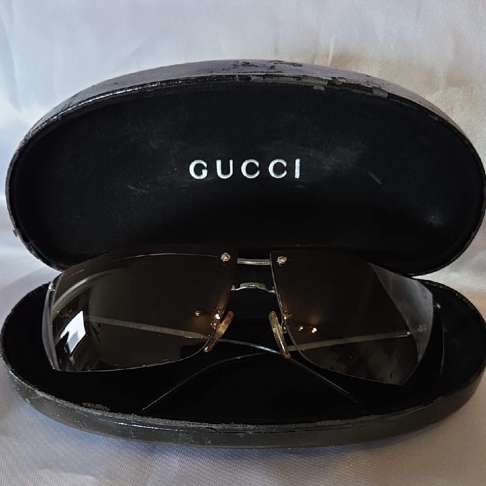 Gucci Rimless Sunglasses with Gradient Lenses - Picture 12 of 14